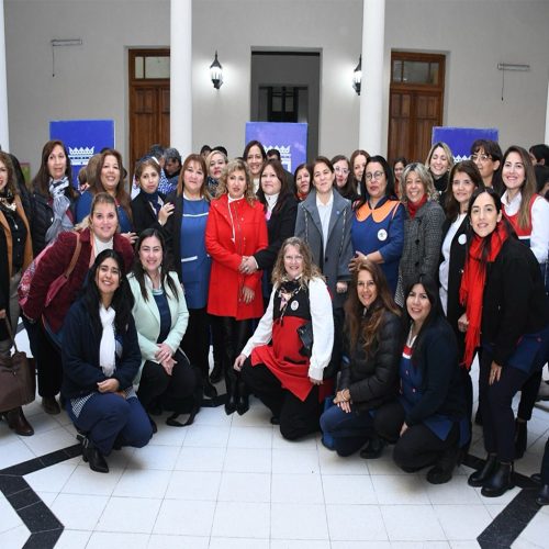 Camperas para Deportes y maestranza de jardines de infantes