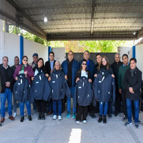 Camperas de trabajo para los inspectores de Servicios Urbanos