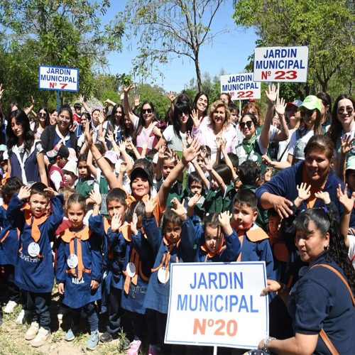Éxitosa jornada recreativa y educativa de los jardines de infantes