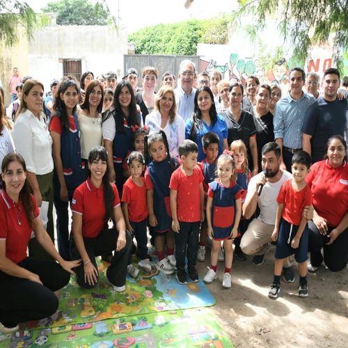 “Eco Acción” en el barrio 8 de Abril junto a estudiantes y vecinos