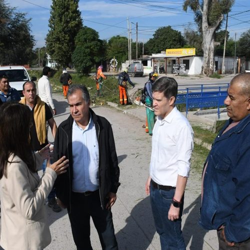 Operativo integral de limpieza en Avenida Del Trabajo