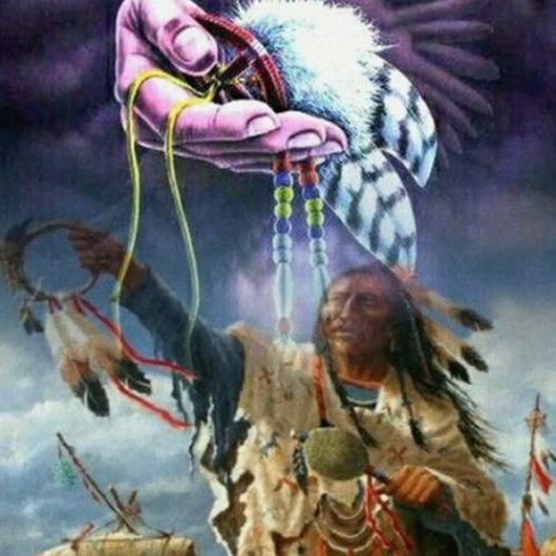 «Nuestro pueblo indio es más feliz cuando somos espirituales» por ancianos nativos de tierras antes de la colonización